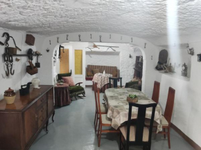 Cueva Navarro, Gorafe